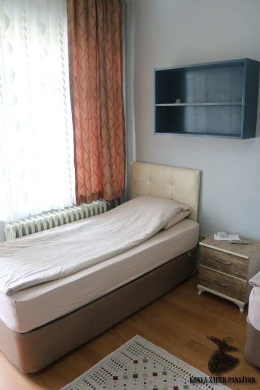 Comfort Double room with city view Konya Zafer Pansiyon - Hostel