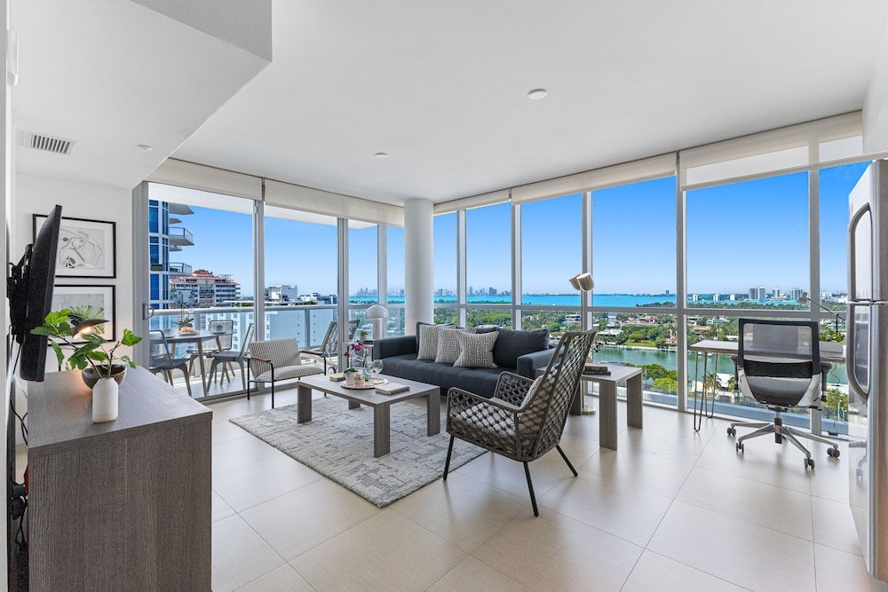 Appartamento Deluxe 1 camera da letto con balcone e con vista sulla baia Dharma Home Suites Miami Beach at Monte Carlo
