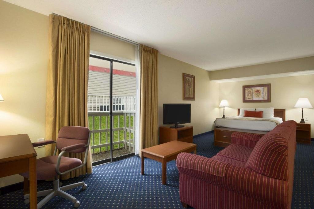 Люкс Affordable Suites of America Grand Rapids
