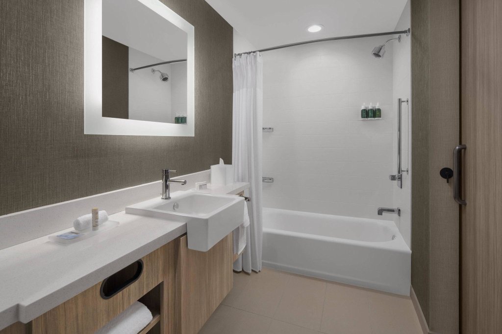 Люкс Premium c 1 комнатой SpringHill Suites by Marriott Tuckahoe Westchester County