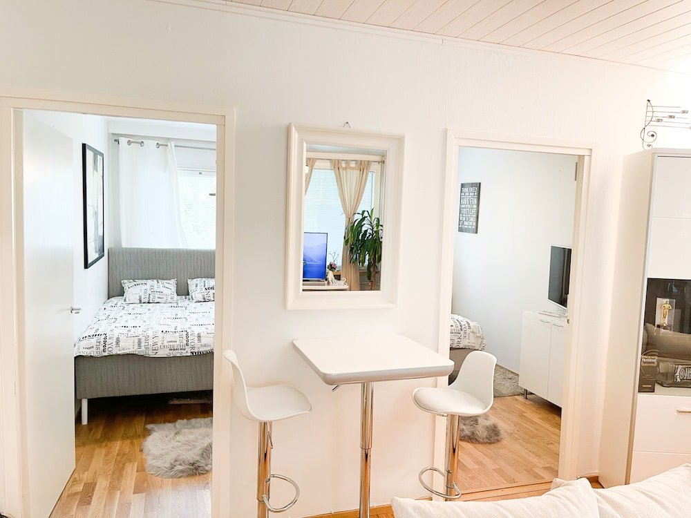 Apartment 3bed Apartment 18 Mins by Metro to Helsinki Centre