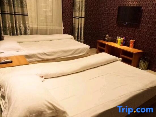 Люкс Deluxe Holiday Yizhan Express Motel