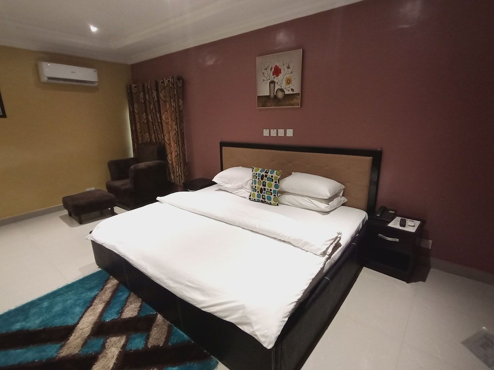 Business Zimmer Quztan Suites Ibadan