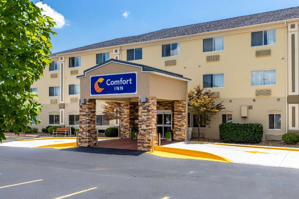 Standard Zimmer Comfort Inn South Tulsa - Woodland Hills