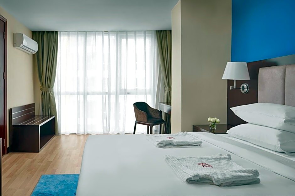 Двухместный полулюкс Olympia City Hotel by Dara