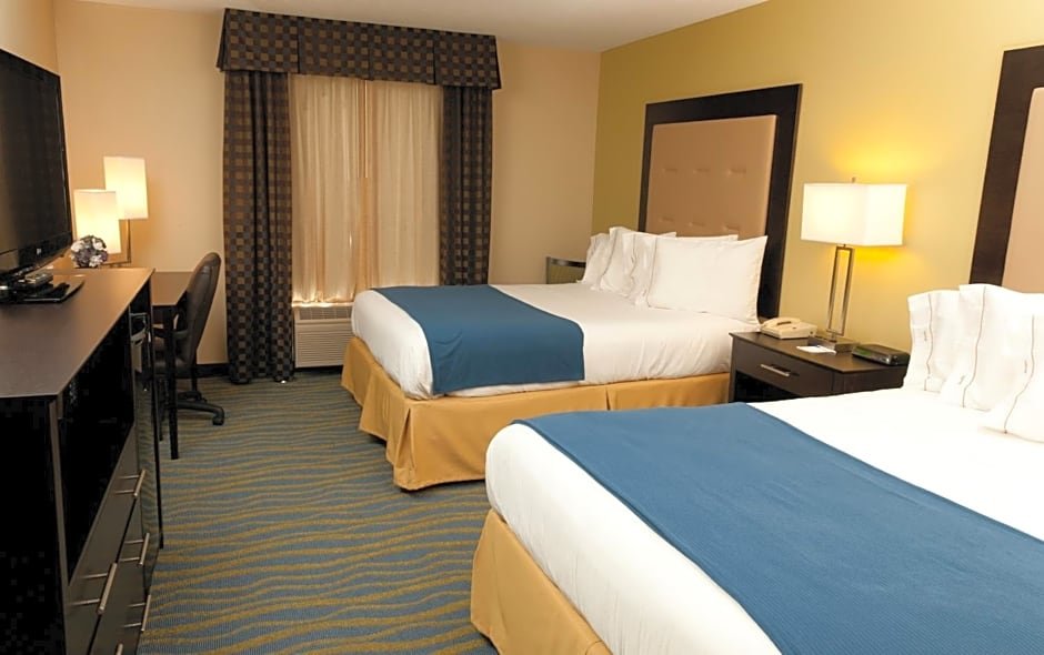 Standard quadruple chambre Holiday Inn Express Hotel & Suites Bloomington-Normal University Area, an IHG Hotel