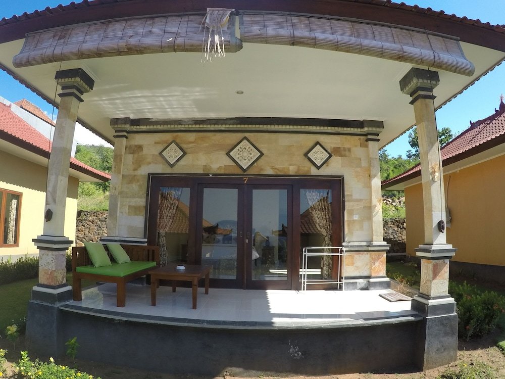Двухместный номер Standard c 1 комнатой с балконом и с видом на сад Bali Bhuana Villas