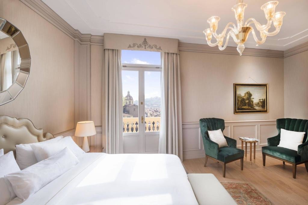 Presidential Arno River view Double Suite The Westin Excelsior, Florence