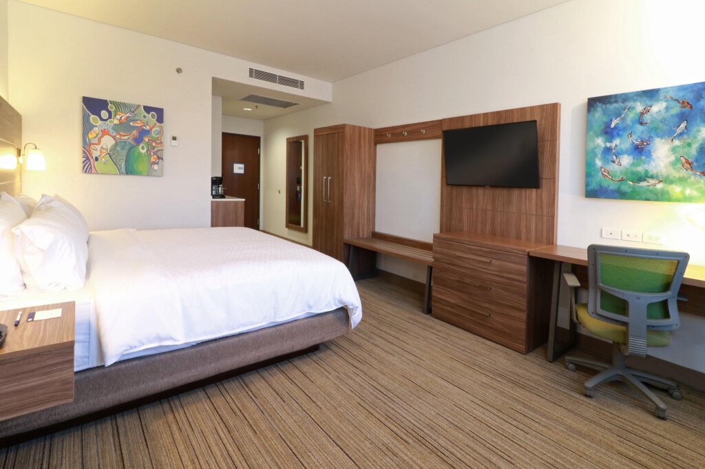 Номер Standard Holiday Inn Express And Suites Ensenada Centro, an IHG Hotel