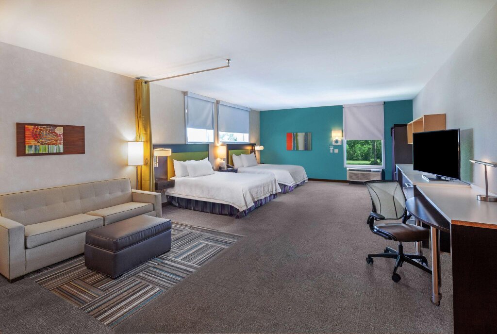 Двухместный люкс Home2 Suites By Hilton Gonzales