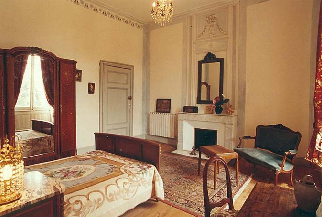 Suite Chambres dHôtes du Chateau de Saint Sulpice