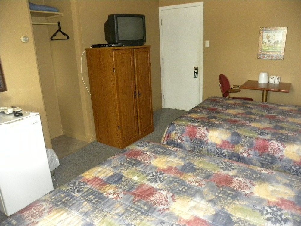 Четырёхместный номер Standard Hotel Motel Colibri