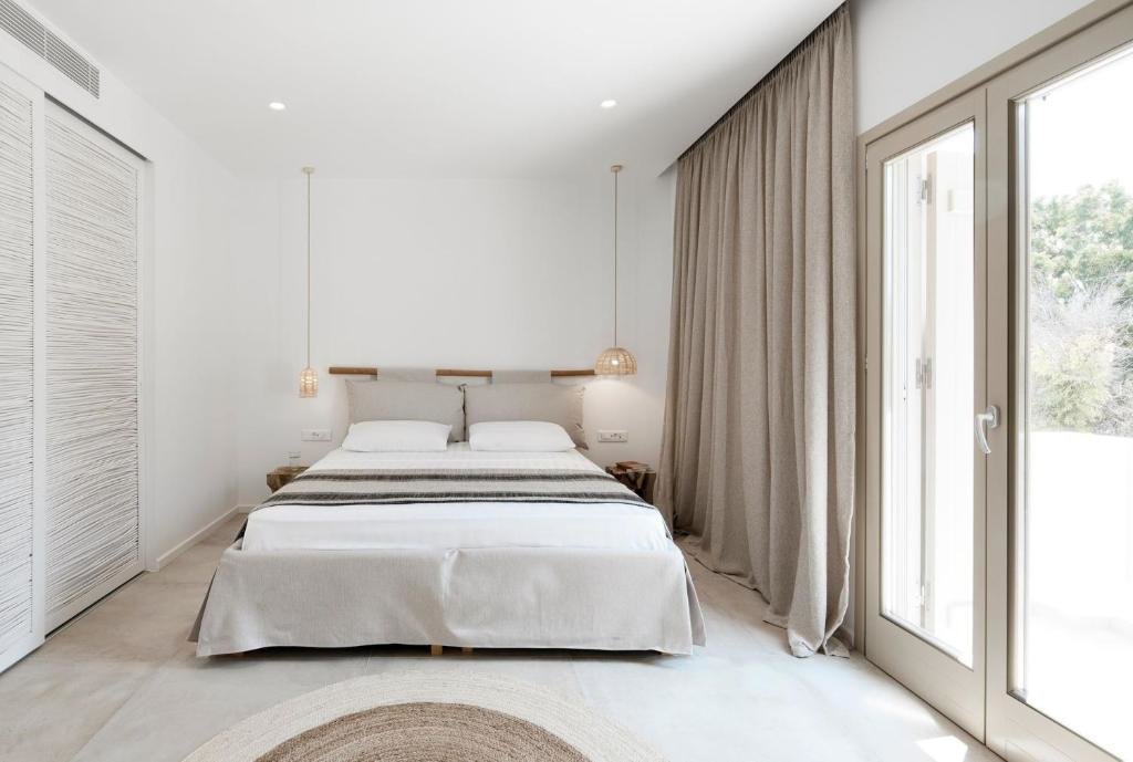 Апартаменты Luxury Milos Apartment Superior Suite 1 Bedroom Well Furnished Interior Adamanta