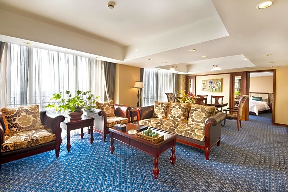 Люкс Presidential Argyle International Airport Hotel Shanghai