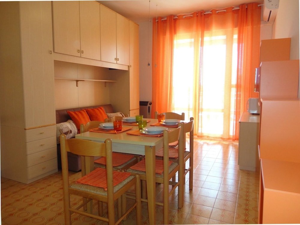 1 Bedroom Apartment with balcony Gorgeous Flat in a Residence With Shared Pool