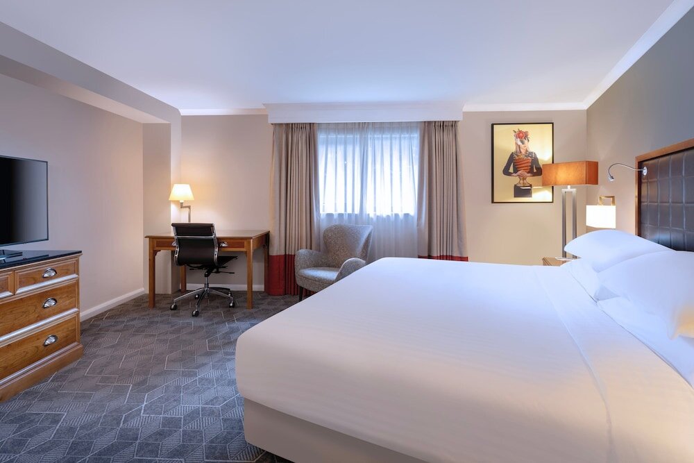 Номер Premium Delta Hotels by Marriott Peterborough