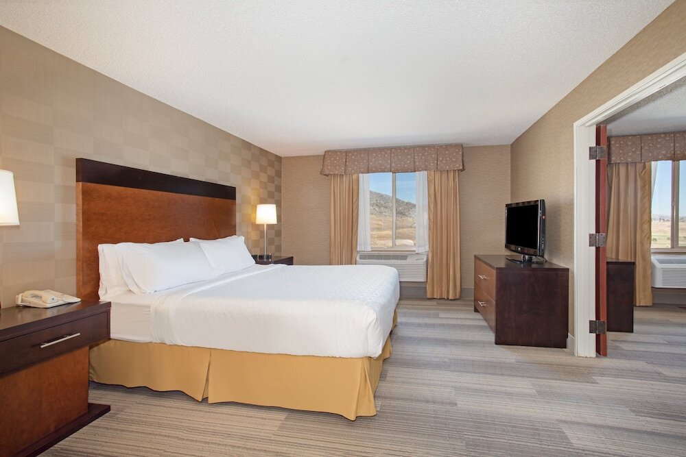 Suite 1 Schlafzimmer Holiday Inn Express & Suites Denver SW-Littleton, an IHG Hotel