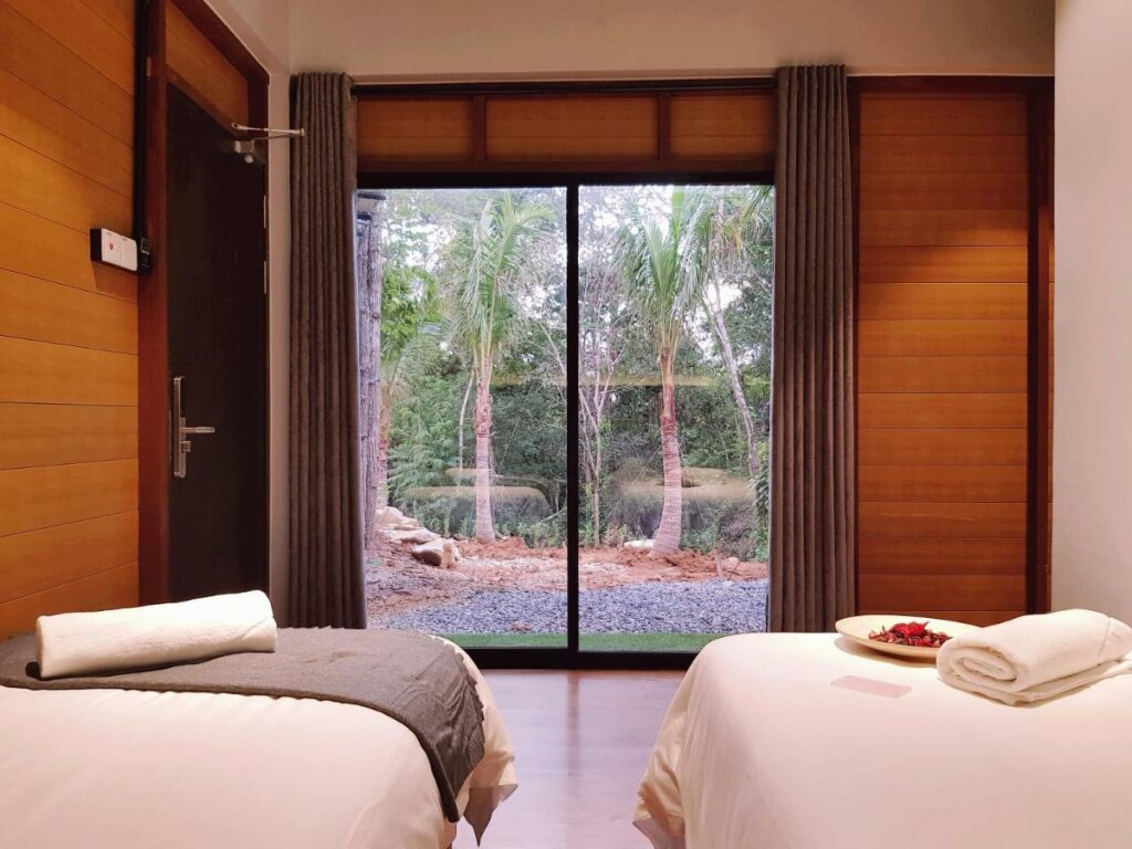 Standard Double room with view A Rock Resort Langkawi - Coral Reefs