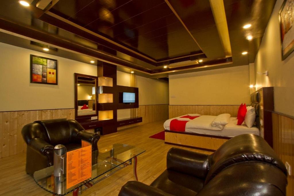 Deluxe room Ishaan Resort