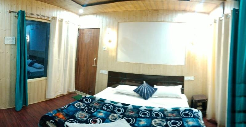 Standard Zimmer Himrab Chopta Resort