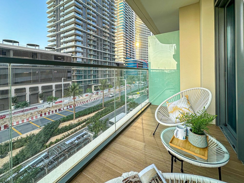 Appartamento Comfort HiGuests - Marina Vista Tower 2
