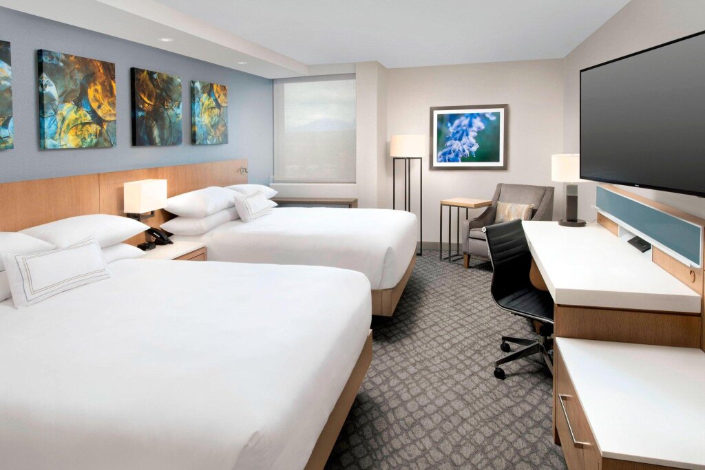 Номер Executive Delta Hotels by Marriott Seattle Everett