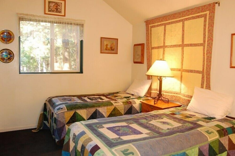 2 Bedrooms Standard room Yosemite Scenic Wonders - Wawona Area