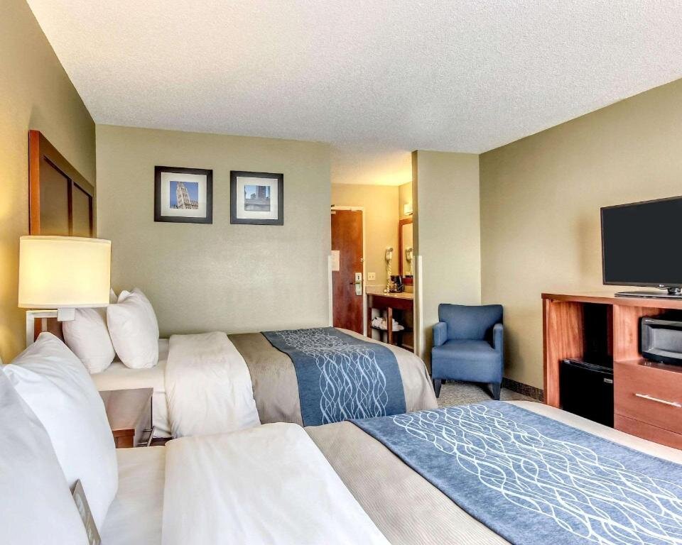 Двухместный номер Standard Comfort Inn & Suites Grafton-Cedarburg