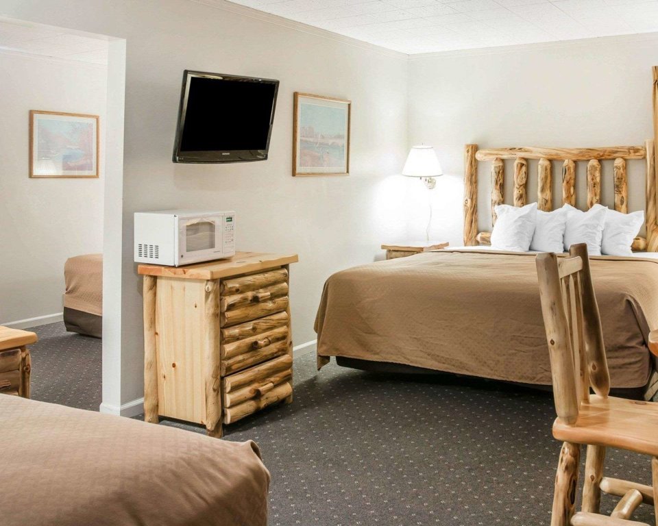 Doppel Suite Quality Inn & Suites Beachfront