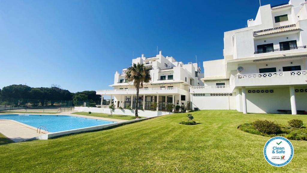 Apartment 3 Zimmer mit Balkon und mit Meerblick Tangerinne by Check-in Portugal