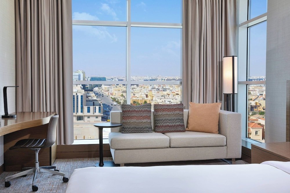 Superior Double room with city view Courtyard