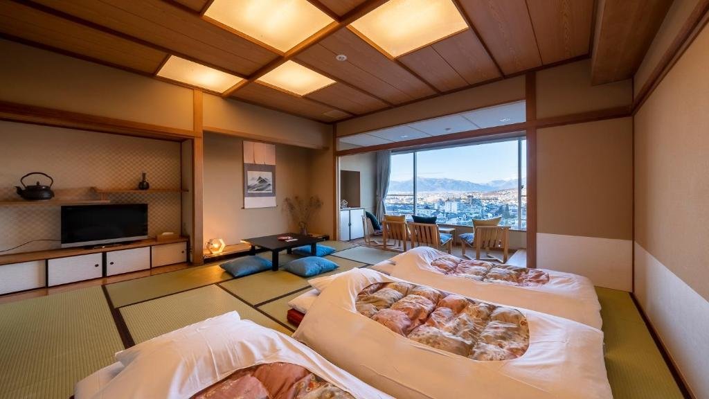 Suite con vista a la montaña onsen hotel OMOTO