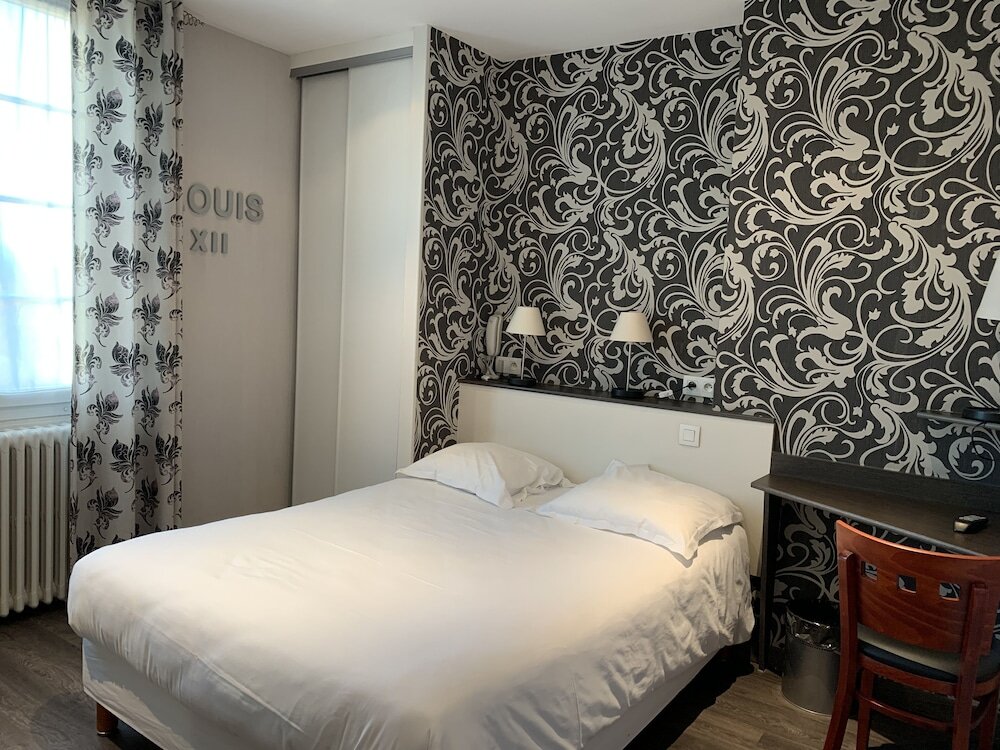 Superior Double room Hotel Anne De Bretagne BLOIS