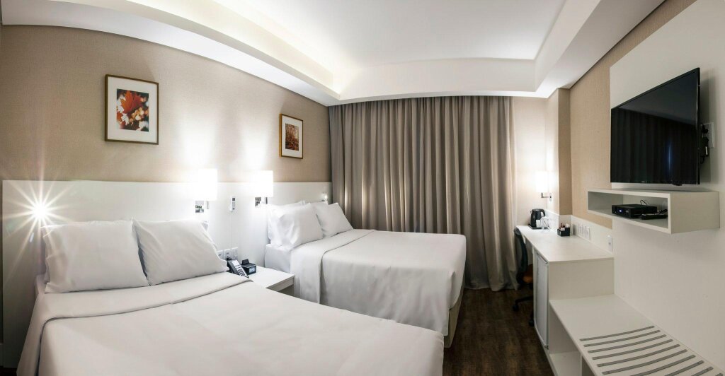 Camera Standard Holiday Inn Express - Farroupilha, um Hotel IHG
