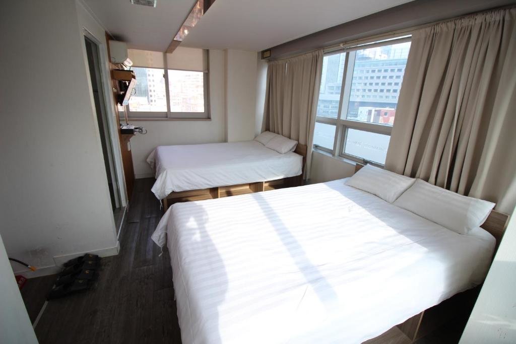 Standard Quadruple room Hostel Kpop