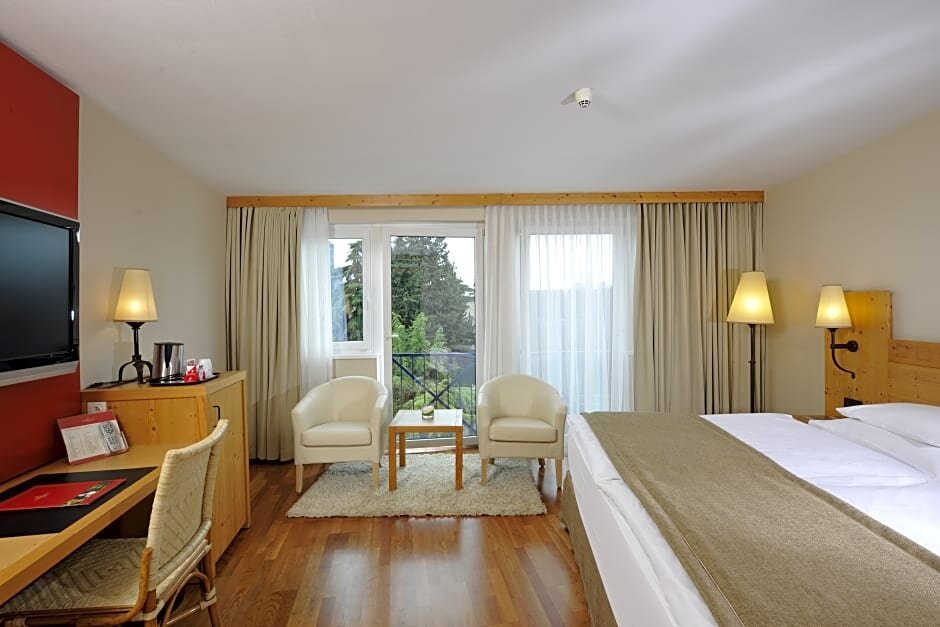 Standard Zimmer mit Gartenblick Rogner Hotel Tirana