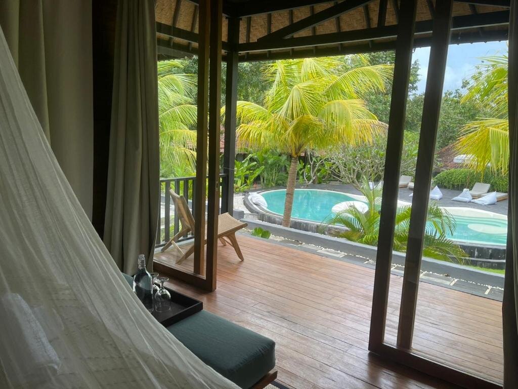 Двухместный номер Standard с видом на бассейн ONAYA Bali Resort