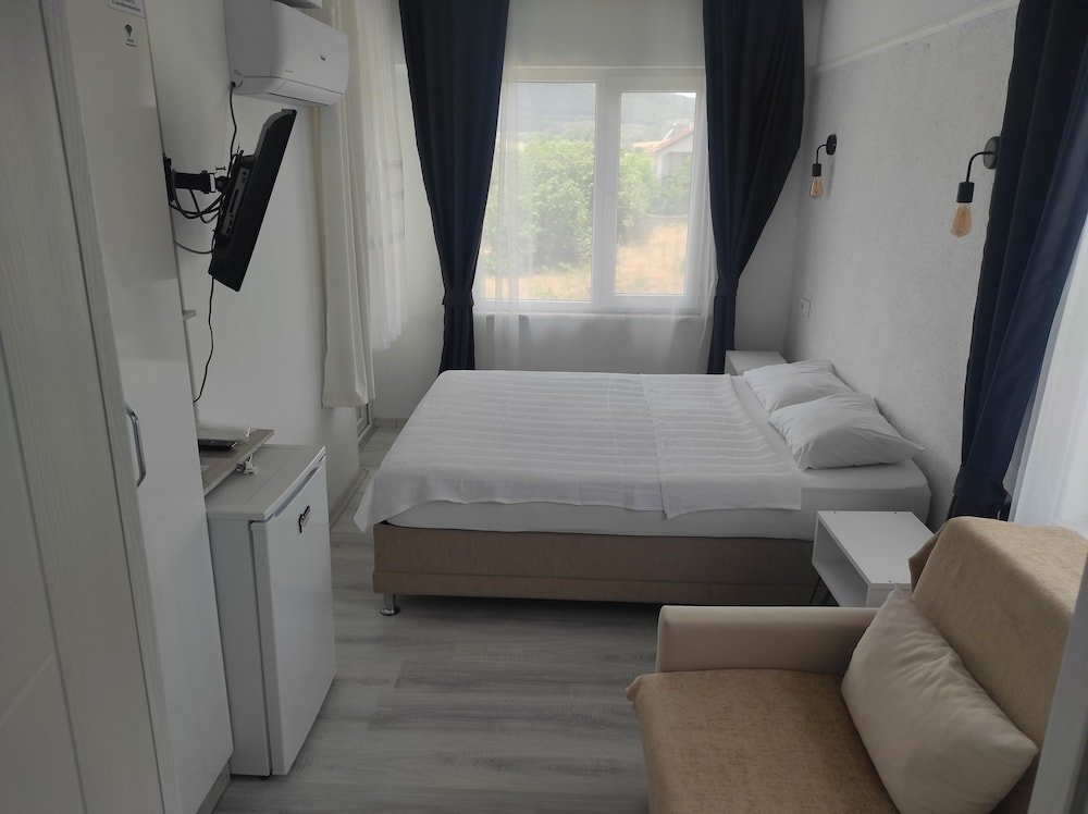 Standard Zimmer 1 Schlafzimmer mit Gartenblick Bahçeli Konak