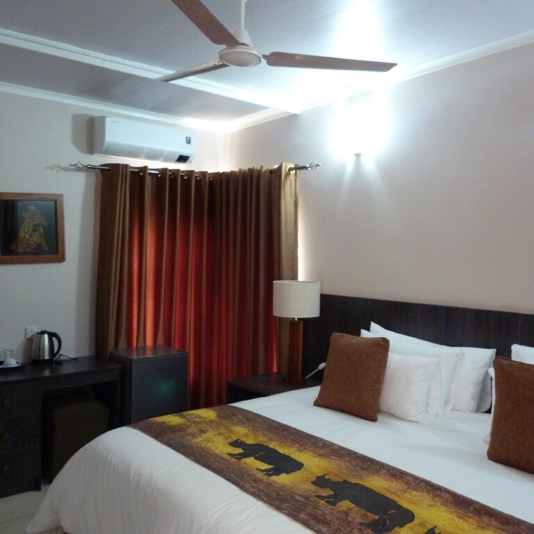 Deluxe room Bhejane Lodge