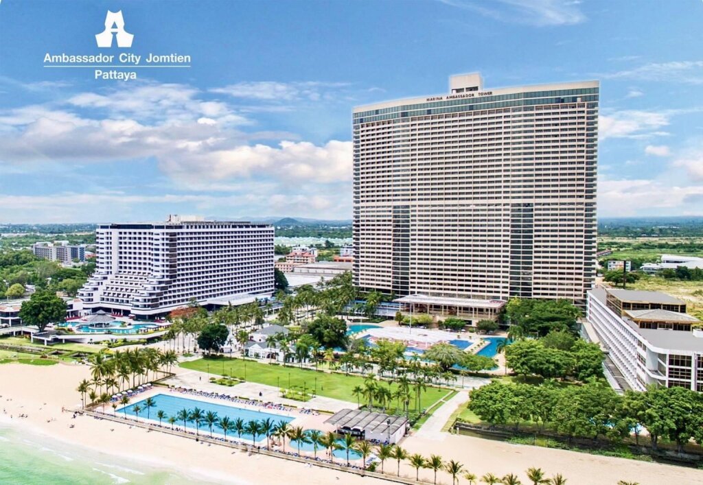 Deluxe room with sea view Ambassador City Jomtien Pattaya - Marina Tower Wing