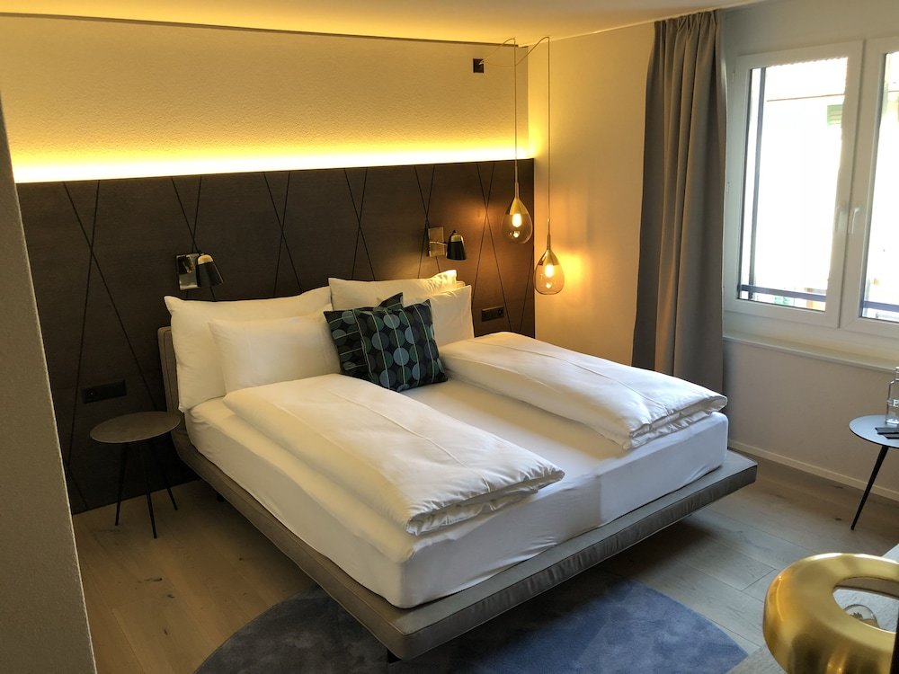 Deluxe room Hotel Sonne St. Moritz 3* Superior