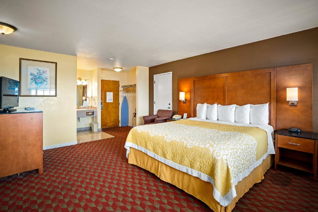 Standard Doppel Zimmer mit Balkon Pacific Coast Roadhouse Hotel