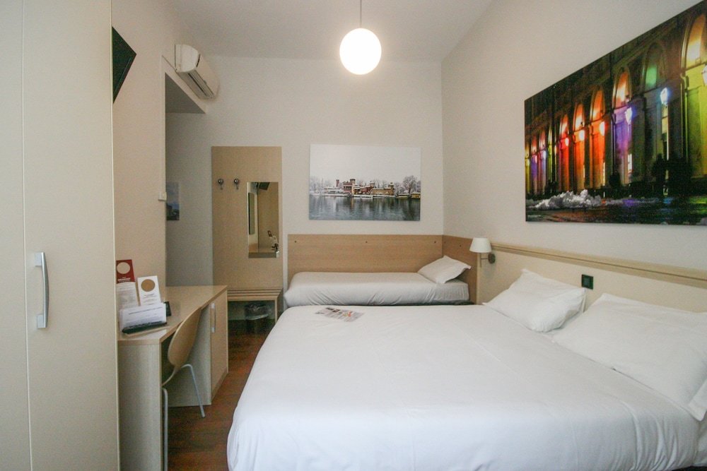 Трёхместный номер Best Quality Hotel Dock Milano