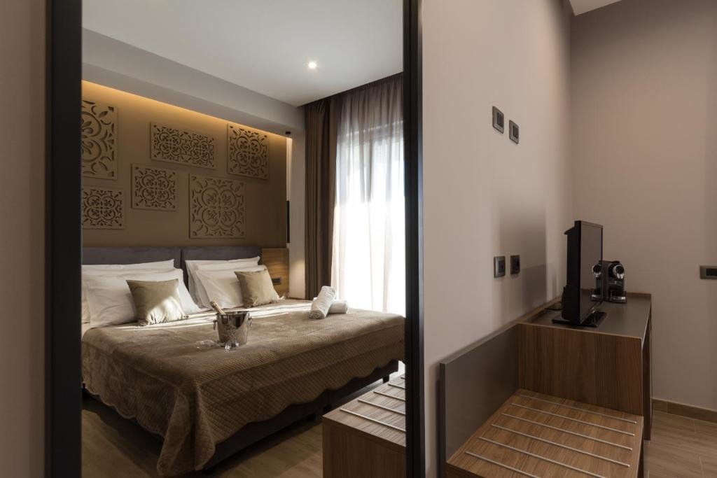 Standard Doppel Zimmer mit Balkon Giafra Luxury Rooms