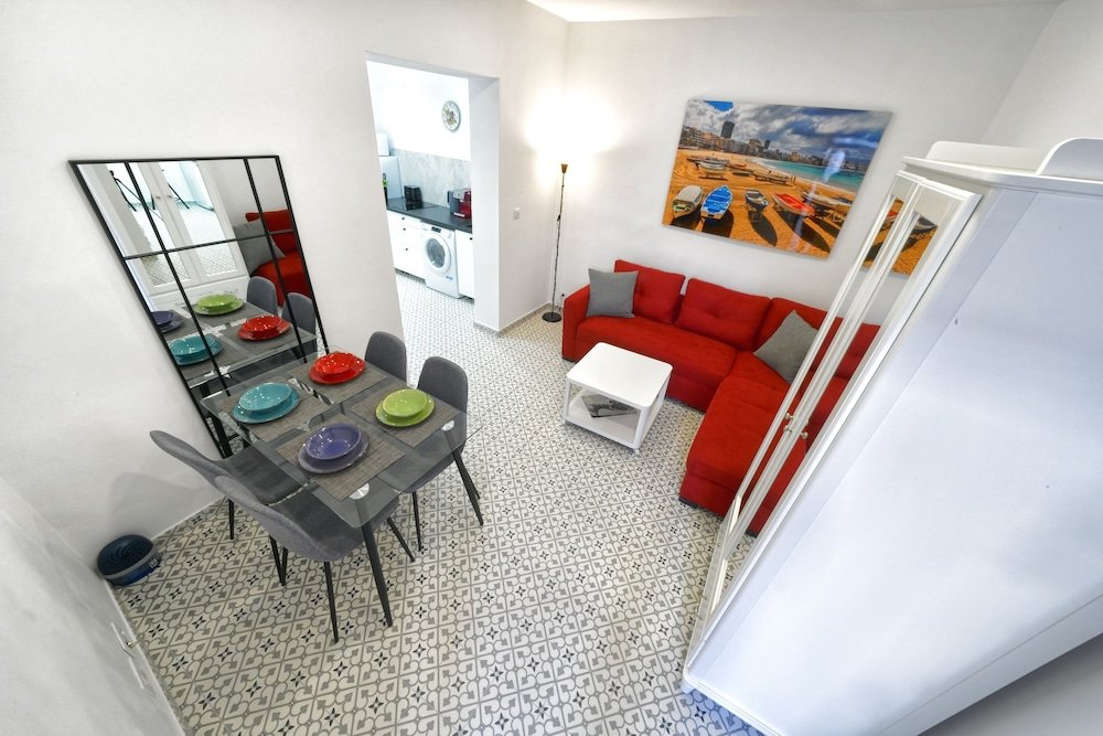 Люкс Grand CASA VERDE Comfortable Air-Conditioned Modern Apartments
