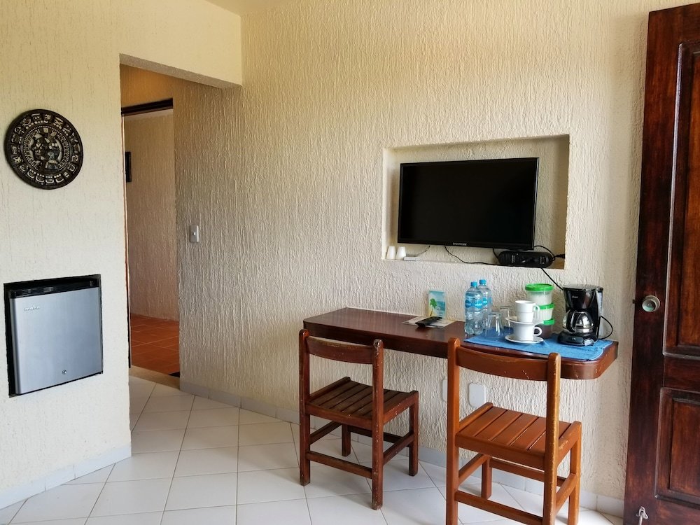 Standard Zimmer mit Balkon und mit Poolblick Villas De Rosa Beach Resort