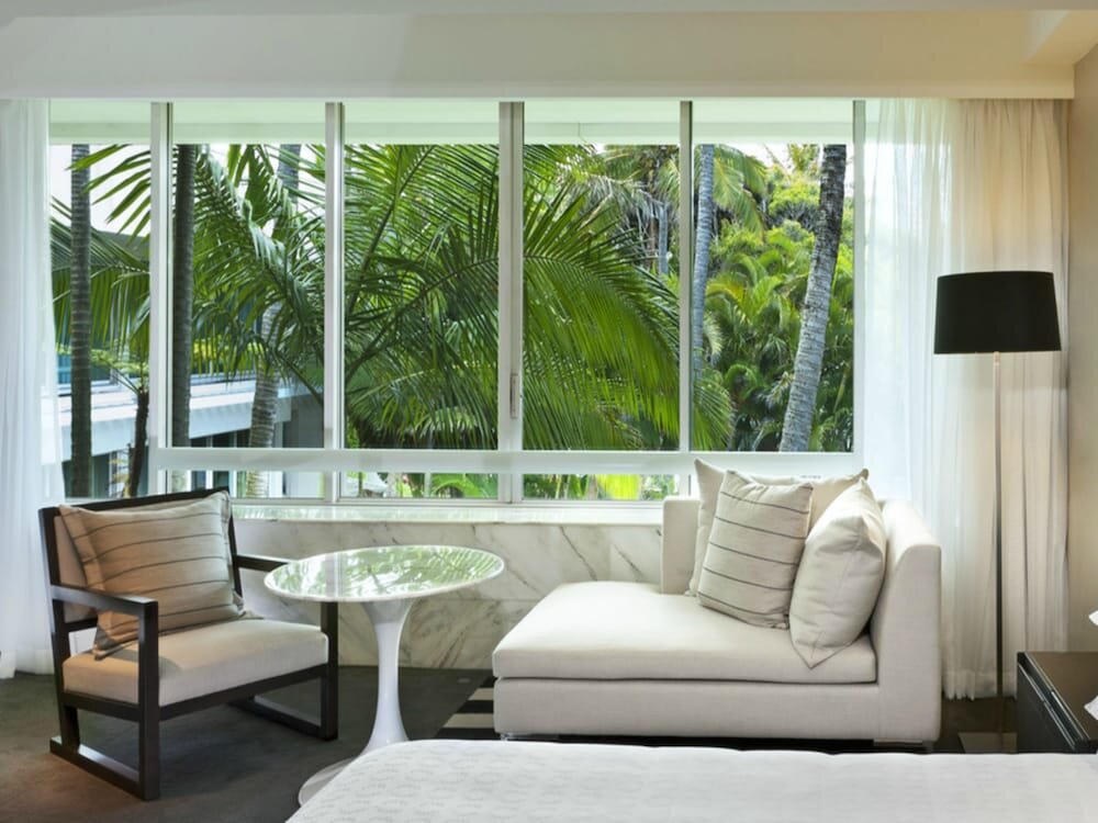 Четырёхместный номер Standard с красивым видом из окна Sheraton Grand Mirage Resort Gold Coast