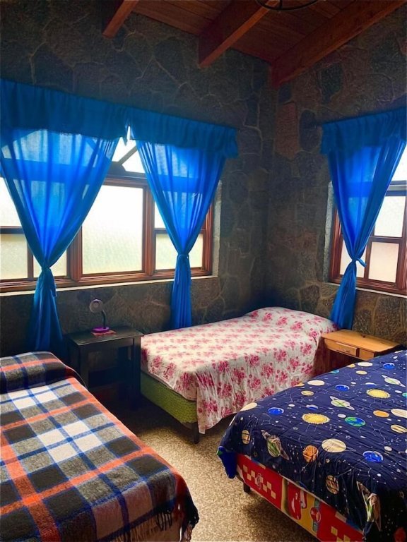 Standard Triple room Casa Qatzij - Guest House