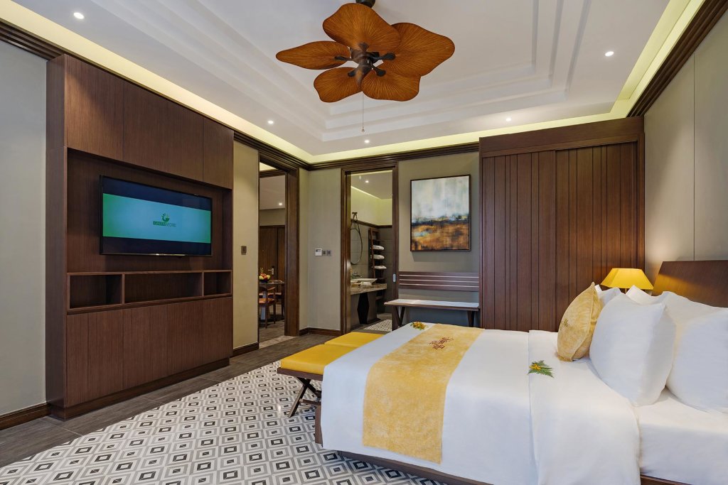 Premier Suite Senna Hue Hotel