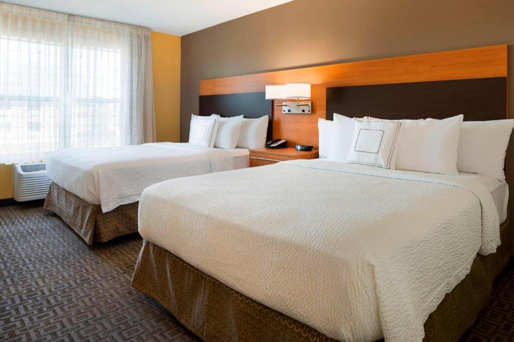Suite 2 Schlafzimmer TownePlace Suites Chicago Naperville